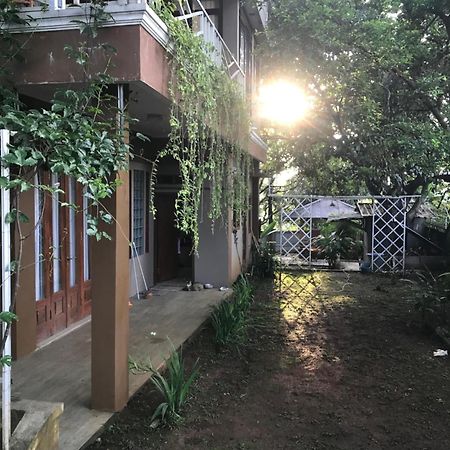 Villa Naumi 万隆 外观 照片